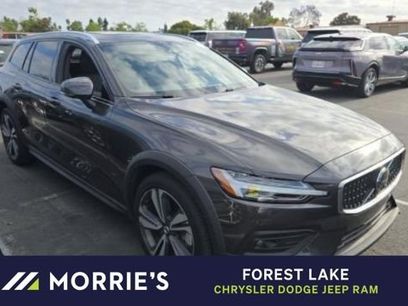 Used 2025 Volvo V60 B5 Cross Country Plus