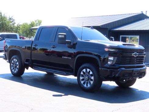 Used 2024 Chevrolet Silverado 2500 Custom w/ Custom Convenience Package AWD/4WD image 48