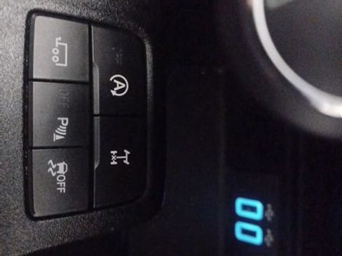 Used 2021 Ford Ranger Lariat w/ Equipment Group 501A High RWD image 34