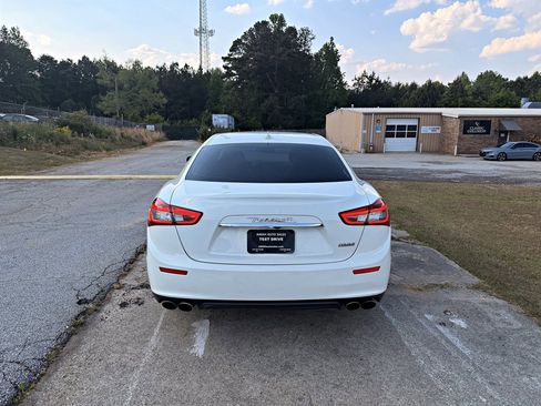 Used 2015 Maserati Ghibli RWD image 6