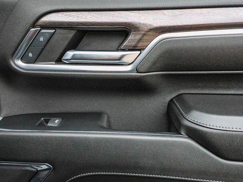 Used 2024 Chevrolet Silverado 2500 LTZ w/ LTZ Plus Package image 20