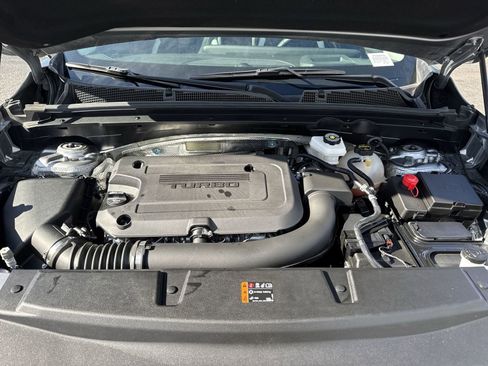 Used 2025 Buick Envision Sport Touring image 33