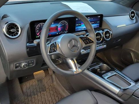 Used 2026 Mercedes-Benz GLA 250 image 10