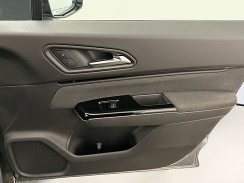 Used 2024 Honda Prologue EX image 33