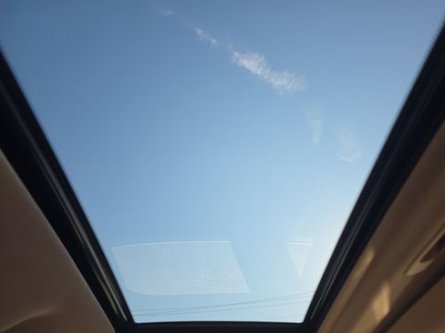 Used 2017 Nissan Rogue Sport SL w/ SL Premium Package image 29