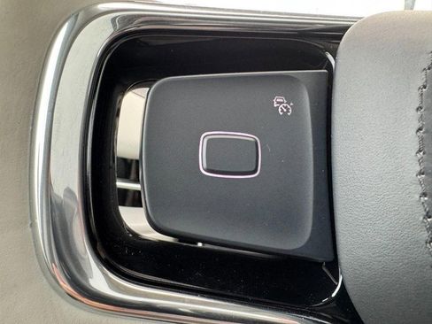 New 2025 Lincoln Navigator Reserve image 18