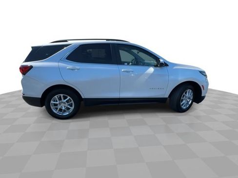 Certified 2022 Chevrolet Equinox LT FWD image 9