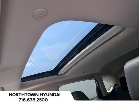 Used 2024 Honda HR-V EX-L image 9