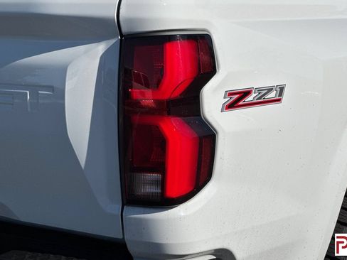 Certified 2024 Chevrolet Colorado Z71 w/ Z71 Convenience Package 2 AWD/4WD image 31