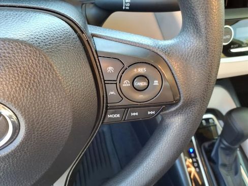 Certified 2024 Toyota Corolla LE image 29