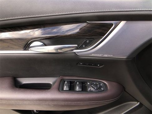 Certified 2020 Cadillac XT6 Premium Luxury image 21