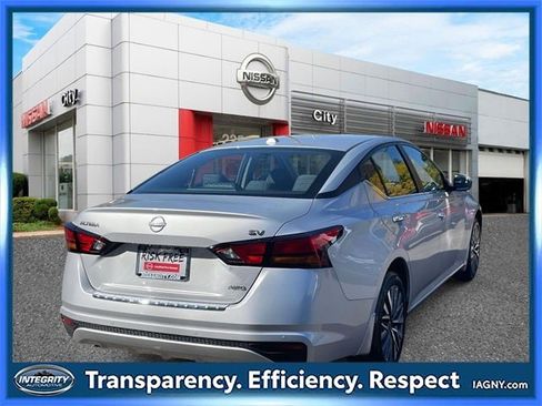 Certified 2023 Nissan Altima 2.5 SV image 6