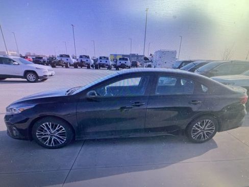 Used 2023 Kia Forte GT-Line w/ GT-Line Premium Package image 19