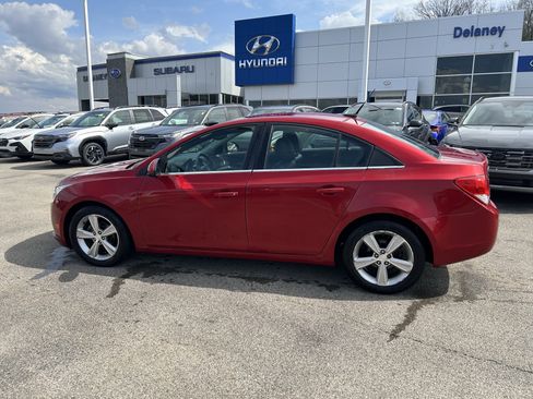 Used 2014 Chevrolet Cruze LT image 17