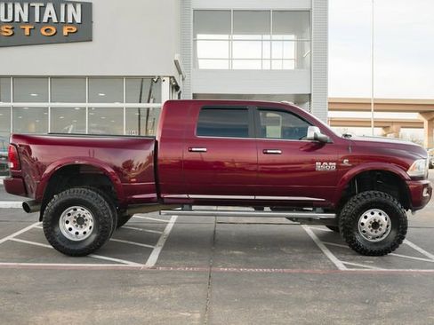 Used 2017 RAM 3500 Laramie Longhorn image 4