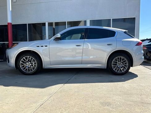 Used 2024 Maserati Grecale GT AWD/4WD image 28