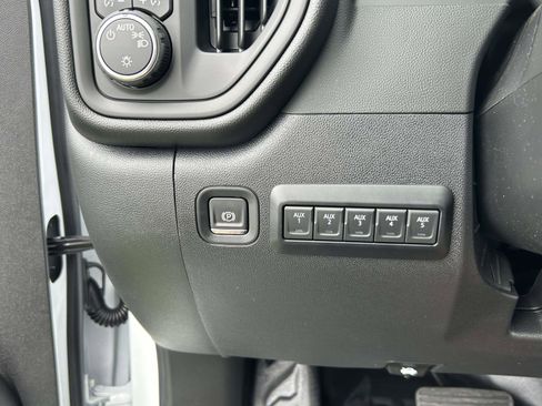 New 2026 Chevrolet Silverado 3500 W/T AWD/4WD image 18