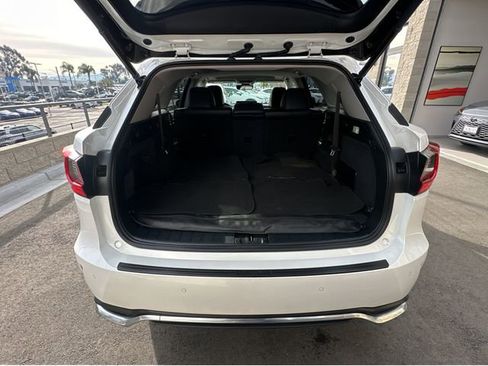 Used 2022 Lexus RX 350L 350L 4D Sport Utility w/ Premium Package image 19