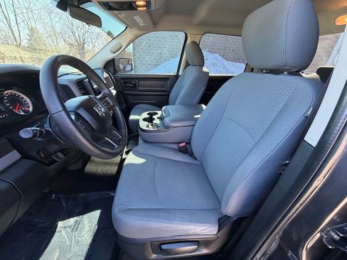 Used 2017 RAM 1500 Express w/ Express Value Package image 18