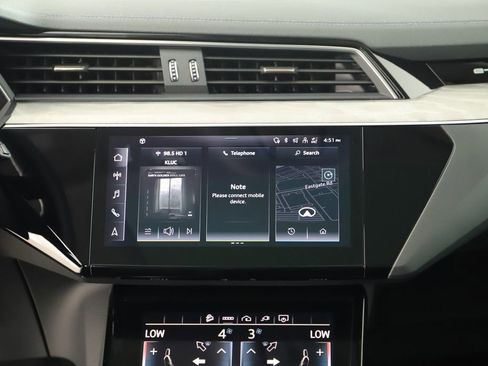 Certified 2024 Audi Q8 e-tron Premium Plus w/ Premium Plus Package image 19