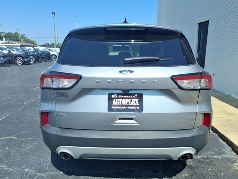 Used 2022 Ford Escape SE w/ Convenience Package image 4