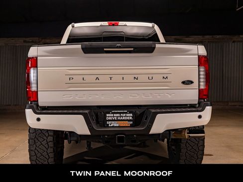 Used 2019 Ford F250 Platinum w/ Platinum Ultimate Package image 7