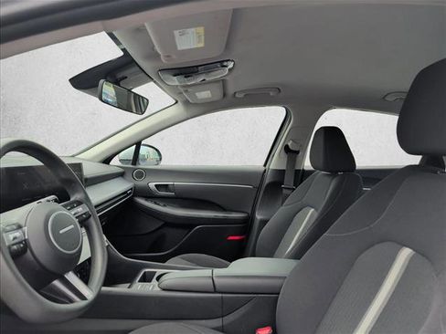 Used 2024 Hyundai Sonata SEL FWD image 12