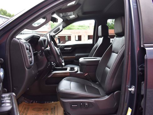 Used 2021 Chevrolet Silverado 1500 LT Trail Boss w/ Convenience Package II AWD/4WD image 12