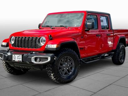 Used 2024 Jeep Gladiator Sport