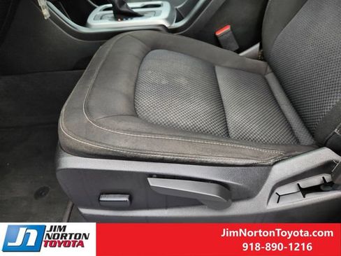 Used 2022 Chevrolet Colorado LT w/ LT Convenience Package AWD/4WD image 25