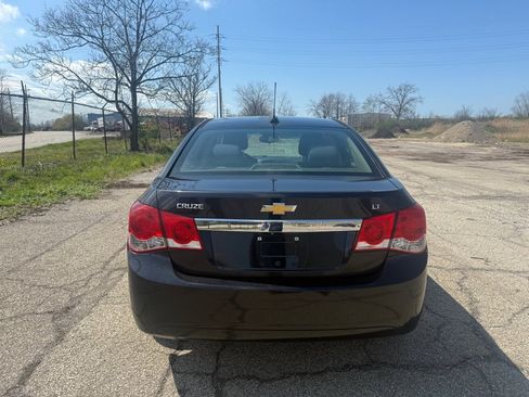 Used 2015 Chevrolet Cruze LT image 4