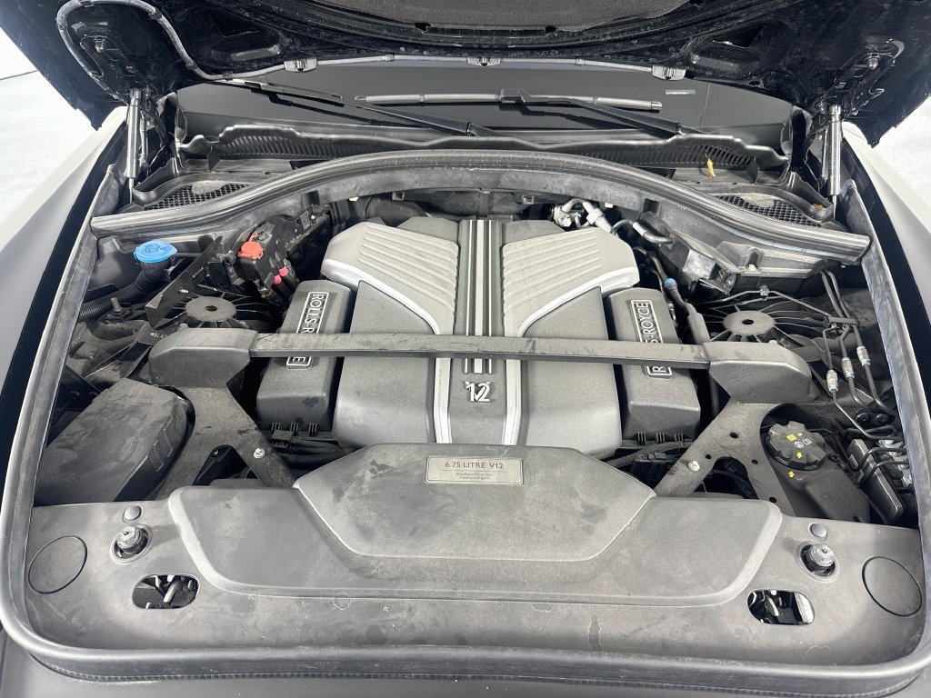 Used 2023 Rolls-Royce Cullinan AWD/4WD image 31