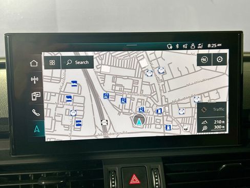 Used 2023 Audi Q5 e Prestige w/ Prestige Package image 16