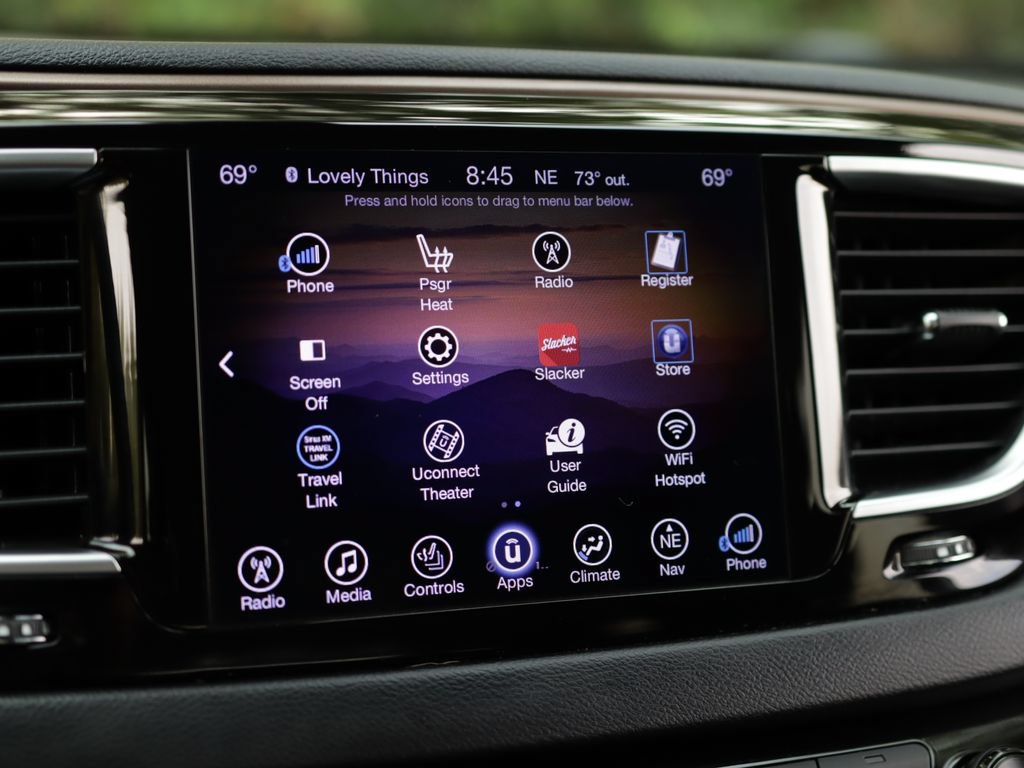 Used 2017 Chrysler Pacifica Touring-L Plus w/ Tire & Wheel Group FWD image 15