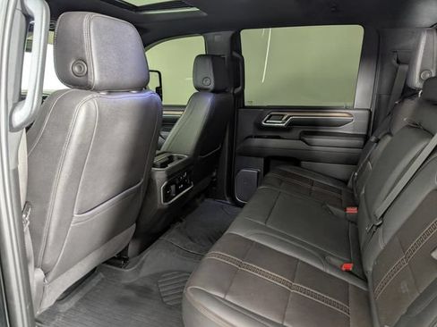 Used 2024 Chevrolet Silverado 3500 High Country w/ Technology Package AWD/4WD image 24
