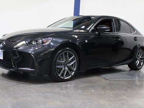 Used 2017 Lexus IS 350 F Sport w/ F Sport Package RWD image 6