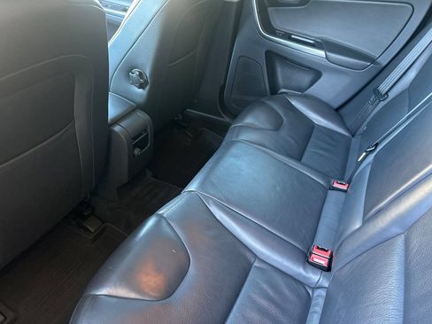 Used 2014 Volvo XC60 T6 AWD/4WD image 12