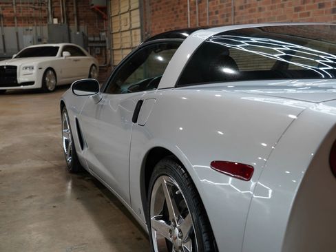 Used 2008 Chevrolet Corvette Coupe image 19