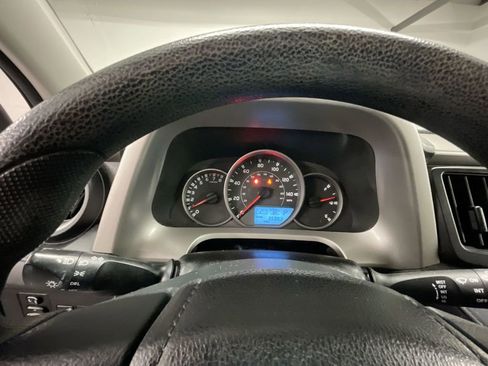 Used 2016 Toyota RAV4 LE image 11