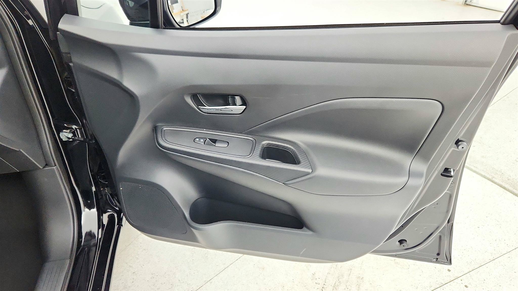 Used 2025 Nissan Versa SV w/ Trunk Package FWD image 25