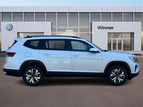 New 2026 Volkswagen Atlas SE image 6