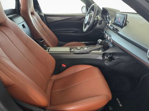 Used 2023 MAZDA MX-5 Miata Grand Touring RWD image 39