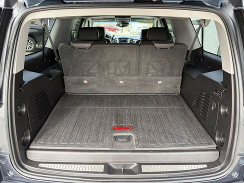 Used 2019 GMC Yukon XL Denali w/ Denali Ultimate Package image 27