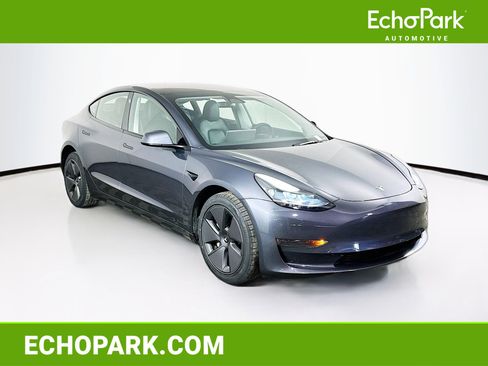 Used 2023 Tesla Model 3 Standard Range RWD image 1