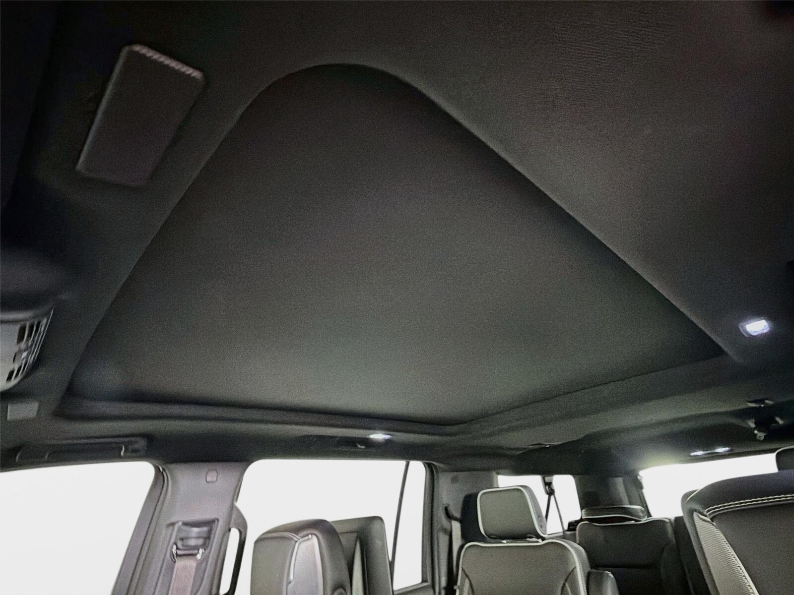 Used 2026 GMC Yukon XL AT4 Ultimate w/ LPO, Floor Liner Package AWD/4WD image 14