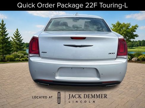 Used 2021 Chrysler 300 Touring L w/ Popular Equipment Group AWD/4WD image 6