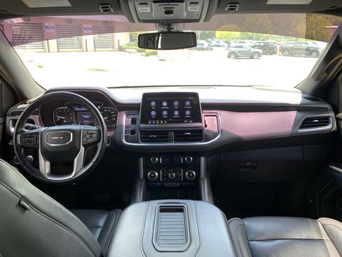Used 2021 GMC Yukon XL SLT AWD/4WD image 30