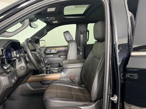 Used 2024 Chevrolet Silverado 1500 High Country AWD/4WD image 20