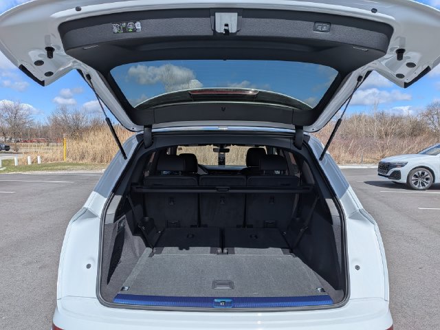 New 2026 Audi Q7 3.0T Premium Plus AWD/4WD image 19