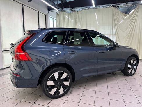 Used 2024 Volvo XC60 T8 Plus w/ Protection Package Premier AWD/4WD image 3